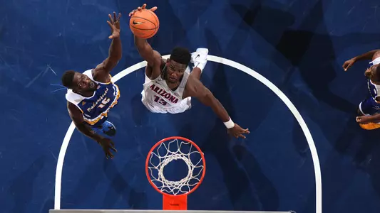 Deandre Ayton grabs a rebound versus CSU Bakersfield.