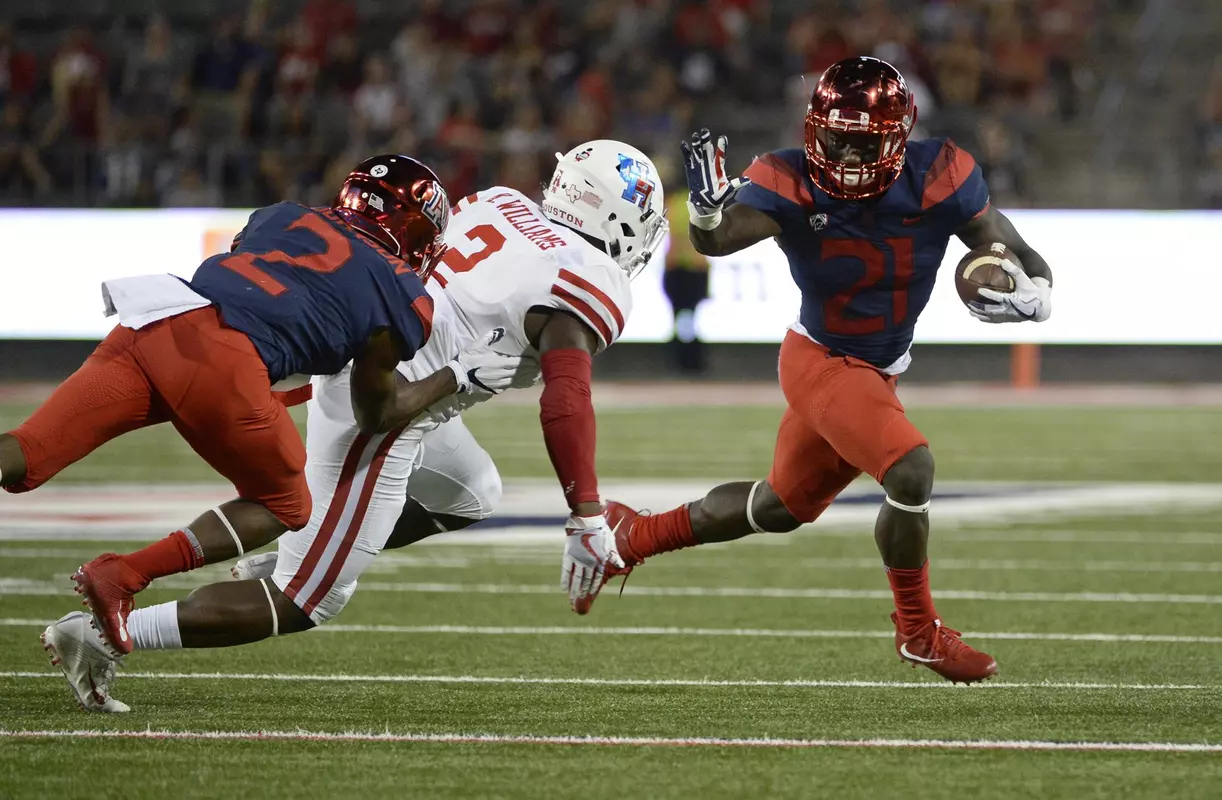 NCAA Football: Houston at Arizona