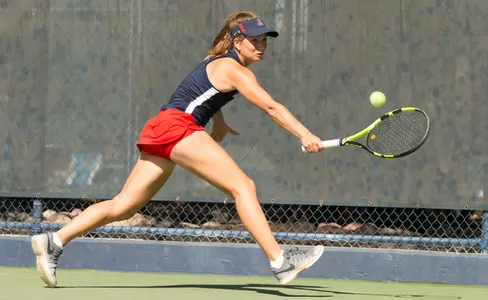 Freshman Talya Zandberg