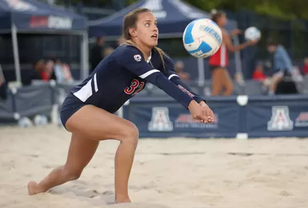 Sophomore Olivia Hallaran (32)