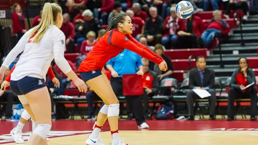 Senior outside hitter Kendra Dahlke (8)