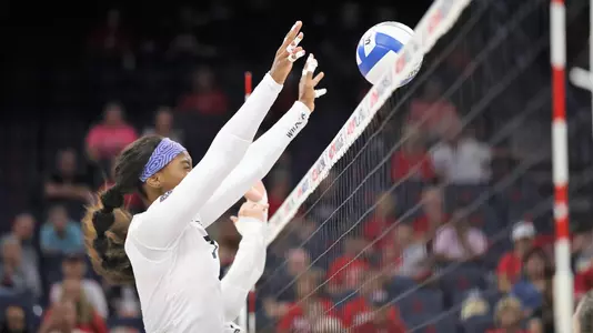 Shardonee Hayes 10/21 Volleyball vs. Utah