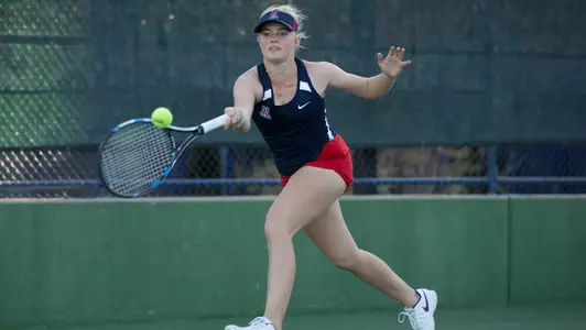 Junior Sophia Thomas