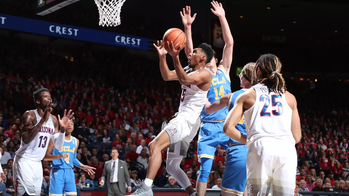 Junior guard Allonzo Trier (35)