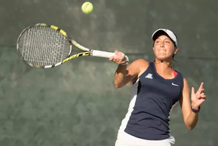 Sophomore Camila Wesbrooks
