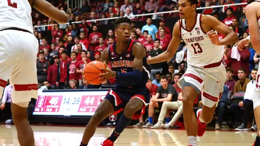 Brandon Randolph drives to the basket at Stanford