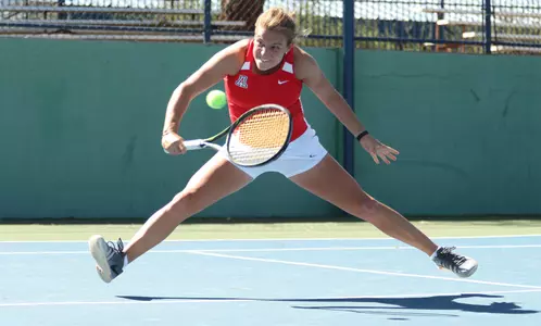 Freshman Gitte Heynemans