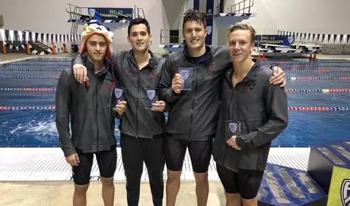 800 free relay podium