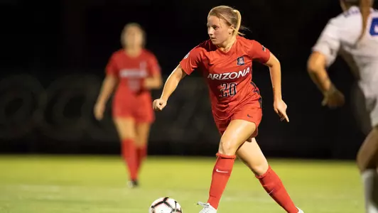 Freshman forward Brooke Wilson (20)
