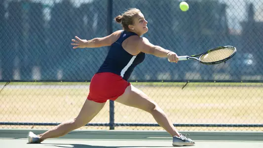 Freshman Gitte Heynemans