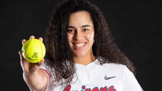 Sophia Carroll — TUCSON, ARIZ. -- Softball full-body marketing photos.
Nov. 19, 2020.
Photo by Mike Christy / Arizona Athletics