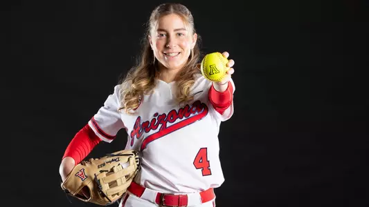 Isabella Dayton — TUCSON, ARIZ. -- Softball full-body marketing photos.
Nov. 19, 2020.
Photo by Mike Christy / Arizona Athletics