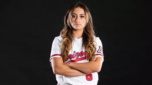 Janelle Meoño — TUCSON, ARIZ. -- Softball full-body marketing photos.
Nov. 19, 2020.
Photo by Mike Christy / Arizona Athletics