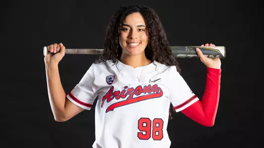 Aris Carroll — TUCSON, ARIZ. -- Softball full-body marketing photos.
Nov. 19, 2020.
Photo by Mike Christy / Arizona Athletics