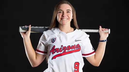 Allie Skaggs — TUCSON, ARIZ. -- Softball full-body marketing photos.
Nov. 19, 2020.
Photo by Mike Christy / Arizona Athletics