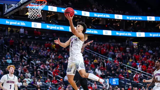 Josh Green attacks the rim versus Washington in the Pac-12 Tournament