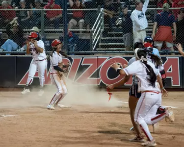 Chelsea Suitos slide to beat Minnesota