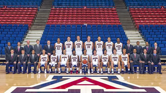 2013-14 Men's Basketball Team Photo
