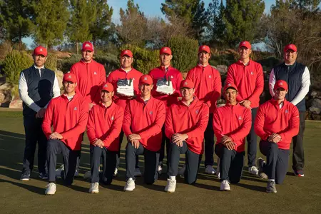 Arizona Men's Golf Poses For Team Photo After Winning 2021 Arizona Intercollegiate