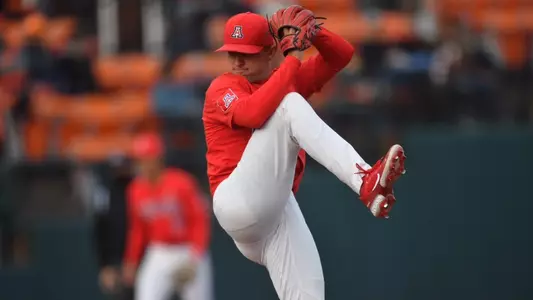 Garrett Irvin throws a pitch at Oregon State