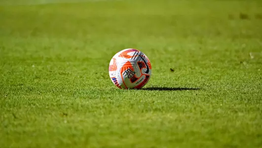 â?? TUCSON, ARIZ. -- Soccer vs. Iowa State at Murphey Field at Mulcahy Stadium.Aug. 18, 2022.Photo by Isaiah Willhoite / Arizona Athletics
