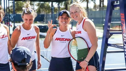 TUCSON, ARIZ. -- Women’s tennis prior to a match cancellation at Robson Tennis Center.March 4, 2022. Photo by Mike Christy / Arizona Athletics