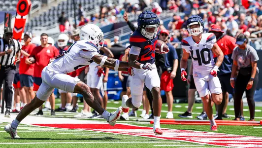 defensive back Jaxen Turner (21), running back Rayshon Luke (20), linebacker Ammon Allen (40) — — TUCSON, ARIZ. -- Football Fall Camp scrimmage at Arizona Stadium.Aug. 13, 2022. Photo by Mike Christy / Arizona Athletics