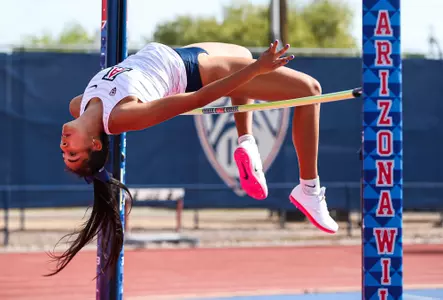 Diana Ramos — TUCSON, ARIZ. -- Track and field competes in the 2022 Desert Heat Classic at Roy P. Drachman Stadium.
April 30, 2022.
Photo by Mike Christy / Arizona Athletics