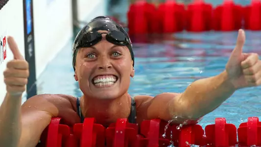 Amanda Beard - Amanda Beard, of Irvine, Calif., gives thumbs up after winning the women's 200 meter breaststroke in a winning time of 2:23.37 minutes Thursday August 19, 2004.
PHOTO BY BRUCE CHAMBERS/ORANGE COUNTY REGISTER