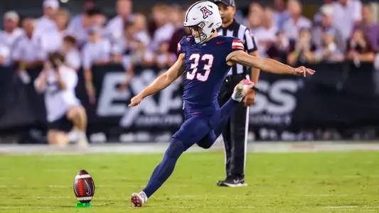 place kicker Tyler Loop (33) - STARKVILLE, MISS. -- Football vs. Mississippi State at Davis Wade Stadium.
Sept. 9, 2023.
Photo by Mike Christy / Arizona Athletics