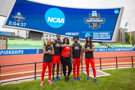 Trayvion White-Austin, Brian Limage, Francesca Green, assistant coach, James Onanubosi, Tyson Tippett - EUGENE, ORE. -- Track and Field athletes practice day at the 2024 NCAA Track and Field National Championships at Hayward Field.
June 4, 2024.
Photo by Mike Christy / Arizona Athletics