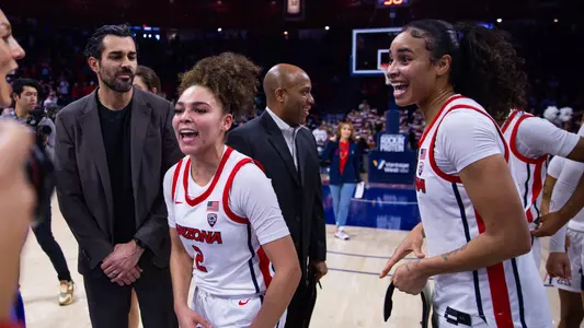 WBB - Jada Williams & Esmery Martinez