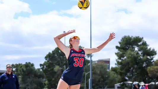 Kate Phillips (30) — TUCSON, ARIZ. —Beach Volleyball vs. Benedictine at Bear Down Beach.
March 14, 2024.
Photo by Reagan Helfer / Arizona Athletics