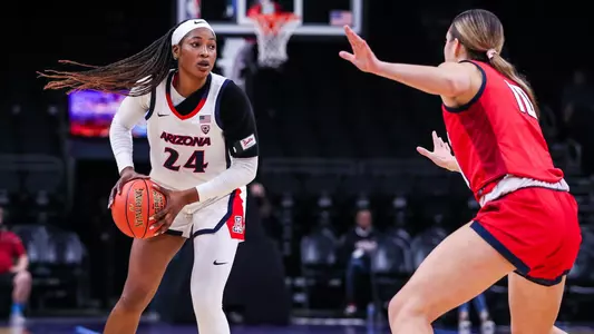 Salimatou Kourouma (24) - PHOENIX, ARIZ. -- Arizona Women’s Basketball vs Gonzaga at the Footprint Center for the Jerry Colangelo’s Hall of Fame Series Phoenix
Dec. 20, 2023.
Photo by Rebecca Sasnett / Arizona Athletics