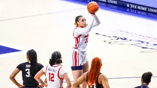 Isis Beh (33) - TUCSON, ARIZ. -- Women’s Basketball vs Stanford at McKale Center
Jan. 28, 2024.
Photo by Rebecca Sasnett / Arizona Athletics
