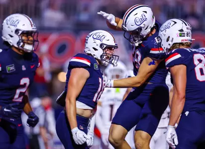 wide receiver Brandon Phelps (18), tight end Henry Gabalis (88), tight end Tyler Powell (87) — TUCSON, ARIZ. -- Football vs. Cincinnati at Casino Del Sol Stadium.
Oct. 3, 2026.
Photo by Mike Christy / Arizona Athletics