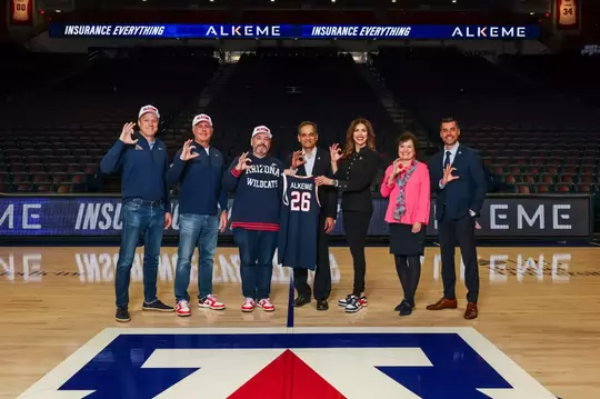 Troy Chakarun, Josh Benveniste, Curtis Barton, President Suresh Garimella, Desireé Reed-Francois, Provost Patricia Prelock, Brian Rooney — TUCSON, ARIZ. -- McKale Center at ALKEME Arena naming announcement.
Feb. 13, 2026.
Photo by Mike Christy / Arizona Athletics