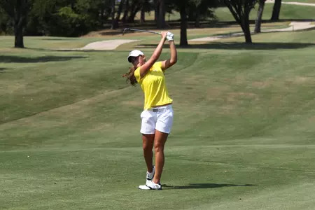 Natalia Perez shot 2-over 72 in the first round, placing her in a tie for 28th.