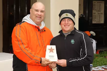 Kyle Jones won the Oak Hills Invitational individual title for a second straight season.