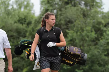 Laura Lonardi is tied for fourth place individually heading to Sunday's final round.