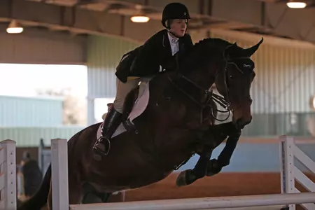 Sam Schaefer was among several BU EQ athletes to compete in shows this summer
