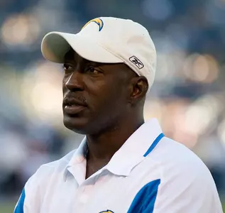 Former San Diego Chargers assistant coach Cris Dishman was named safeties coach at Baylor Jan. 16, 2015.