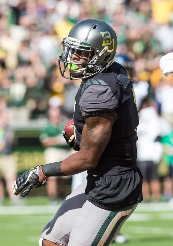 Wide receiver Corey Coleman (1) catches a pass for a touchdown