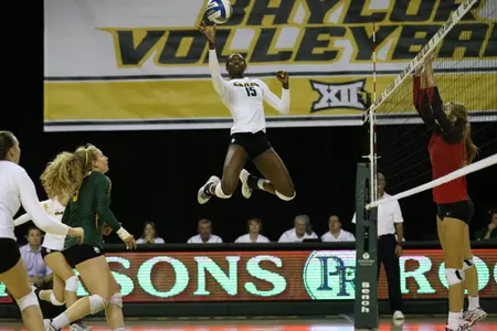 Itiola shines, but Bears can't pull out win over Horned Frogs