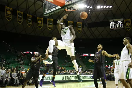 Johnathan Motley is averaging 19.0 ppg over the last three games.