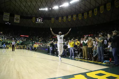 Royce O'Neale had 20 points, 8 rebounds and 5 assists in Saturday's win vs. No. 19 Texas.