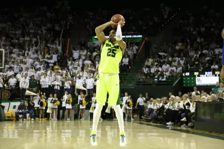 Al Freeman scored a team-high 17 points in Tuesday's game against No. 2 Kansas.