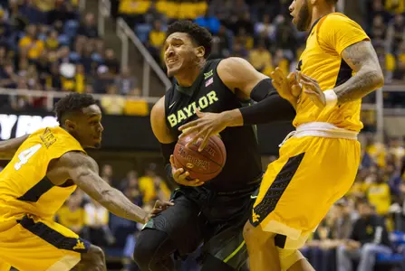 Ishmail Wainright scored a team-high 11 points on Saturday at West Virginia.