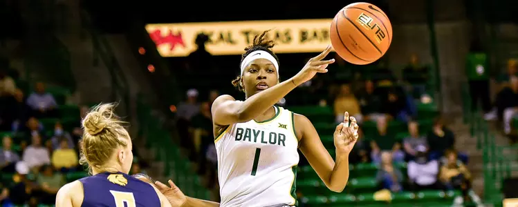 NaLyssa Smith Pass vs. TAMU-Commerce