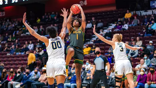 NaLyssa Smith Michigan